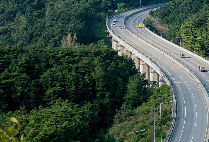 鄠邑区关中环线段道路改建工程